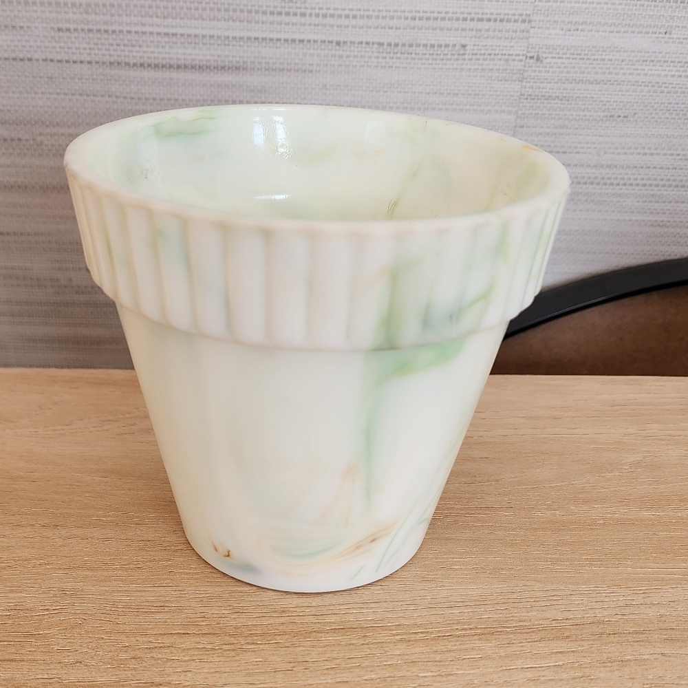 Vintage Akro Agate Slag Glass Flower Pot, Planter 4in GLOWS